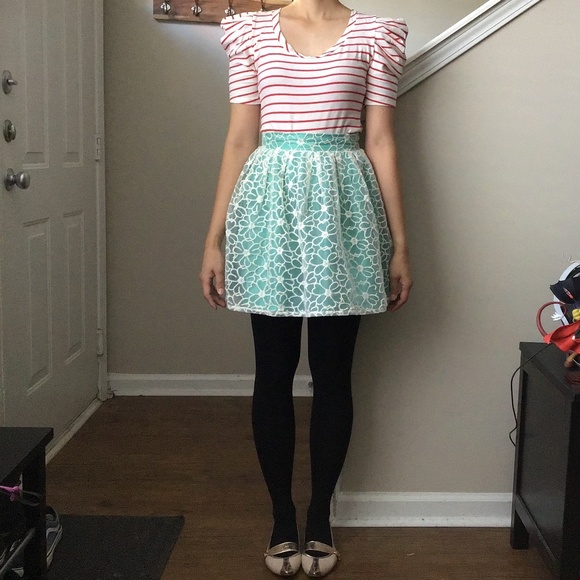 Modcloth Small Teal Floral Organza Skirt NWOT - Picture 8 of 11
